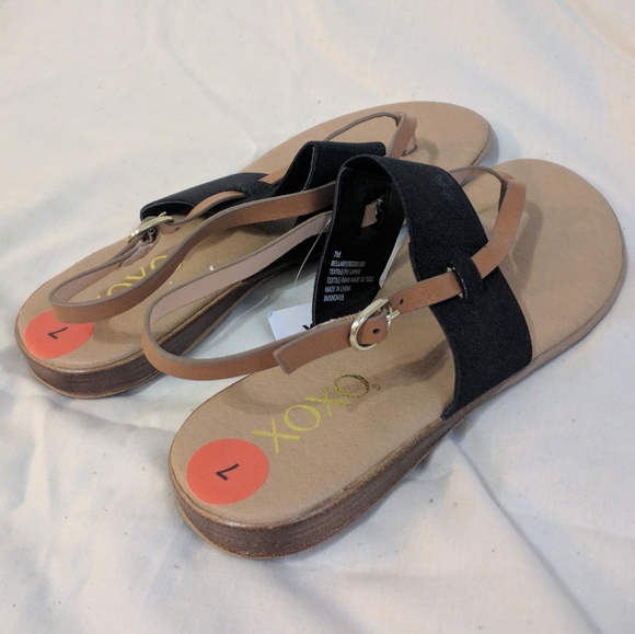 Sandals - Picture 5 of 6